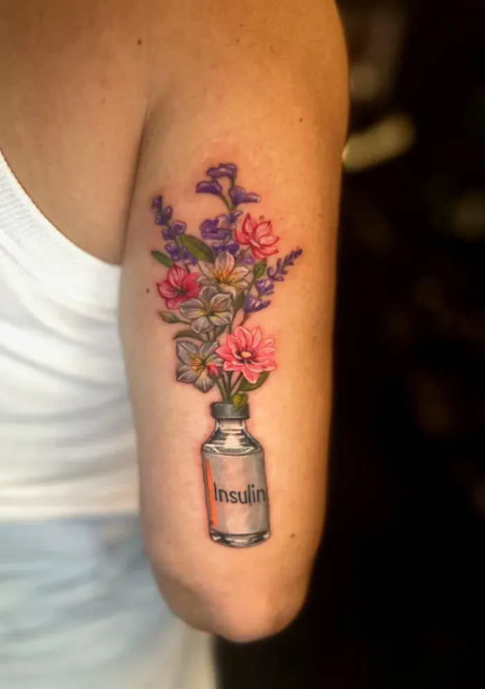 Flowers & Insulin — Color tatuaje por Amed Cid